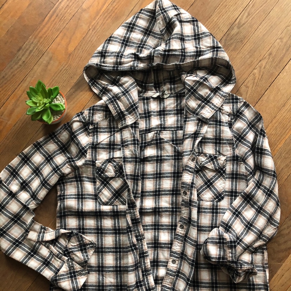 BKE Eased hooded flannel